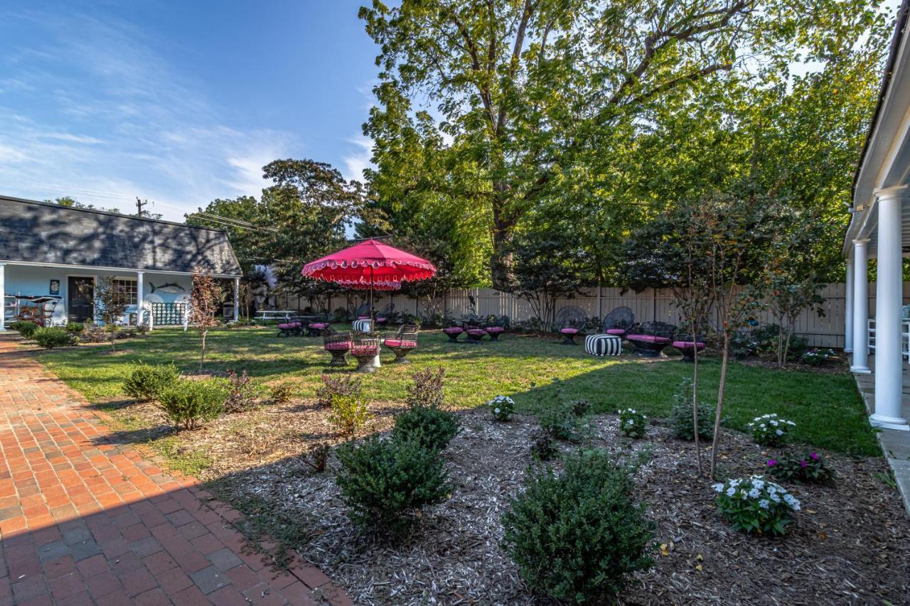 The Chesapeake Inn Urbanna Exterior foto